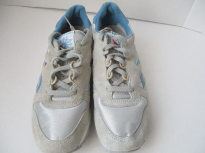  Reebok Sneaker size 8M