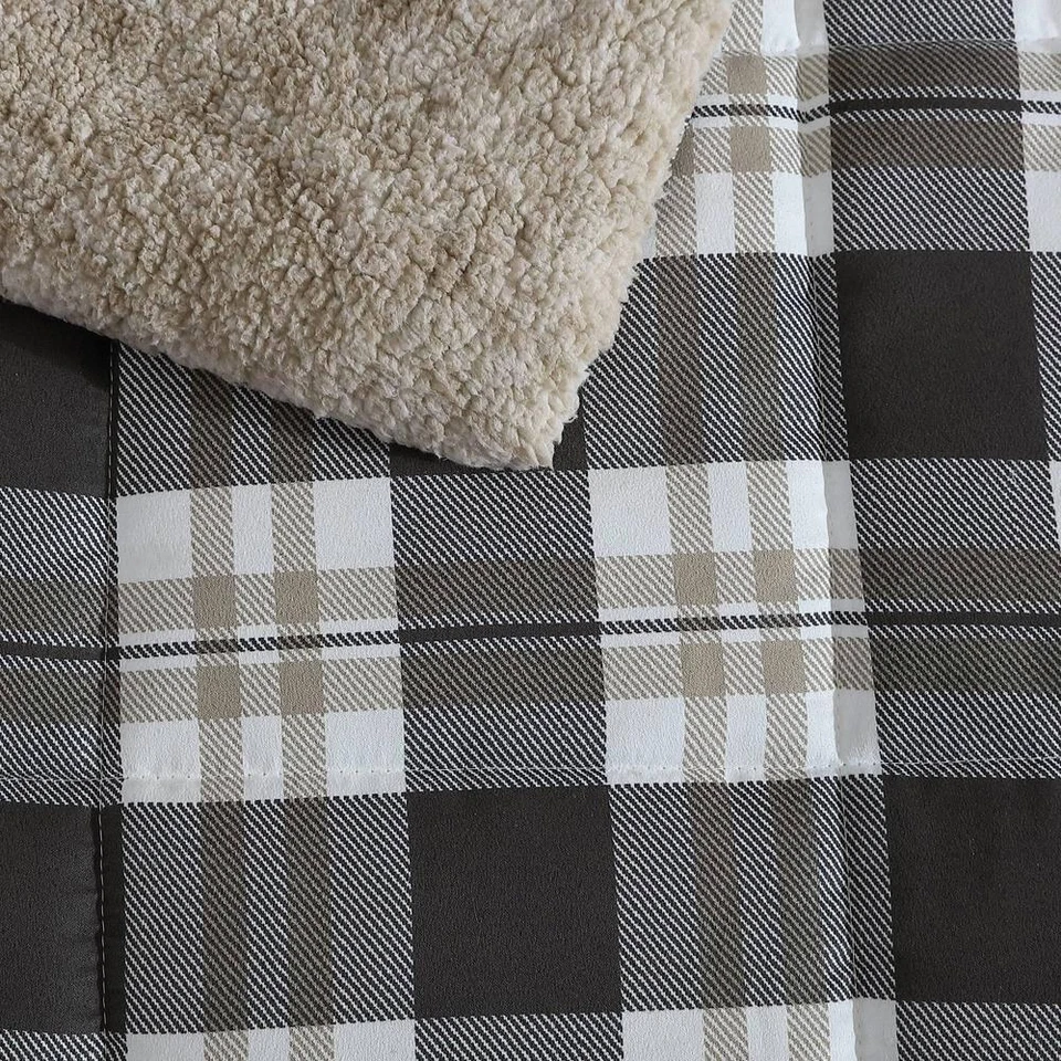 Juego completo de 3 piezas de edredón y farsa Nautica de microgamuza suave beige/gris oscuro Foto 3 de 4