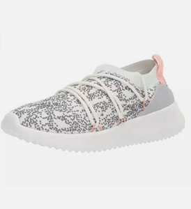 women's ultimamotion running shoe