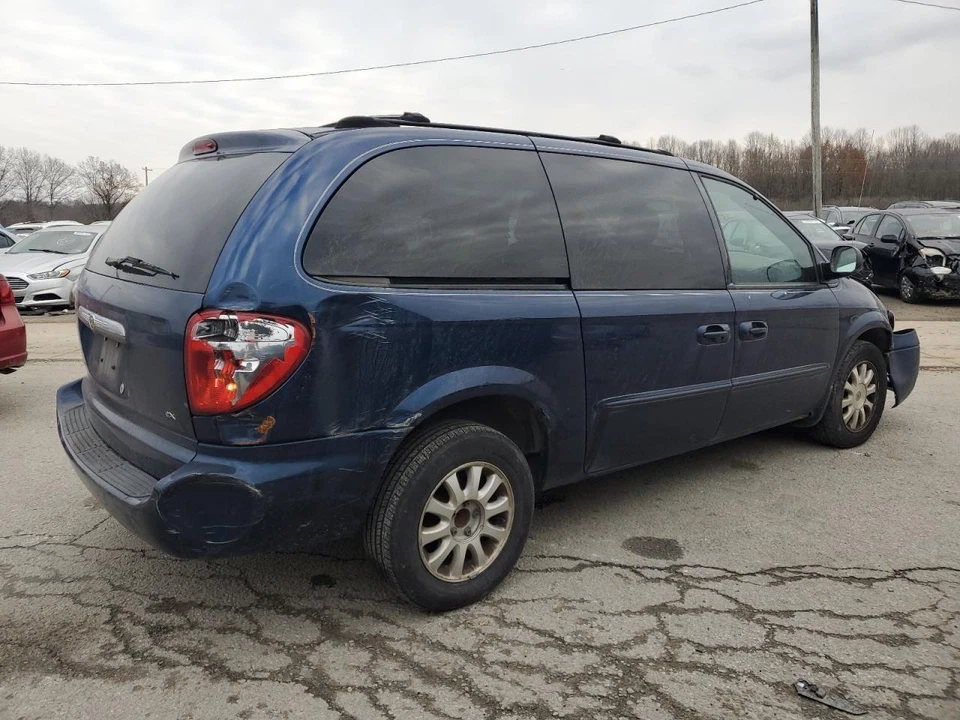 Conjunto de filtro de aire usado se adapta a: Chrysler Town & Country 2003 grado A Foto 3 de 4