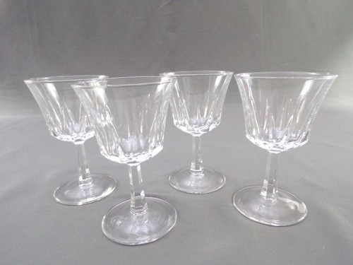 Four Vintage Cordial Liqueur Aperitif Glasses Clear Elegant 7-1/2" Tall 4oz - Picture 2 of 6