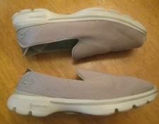 goga pillars shoes price