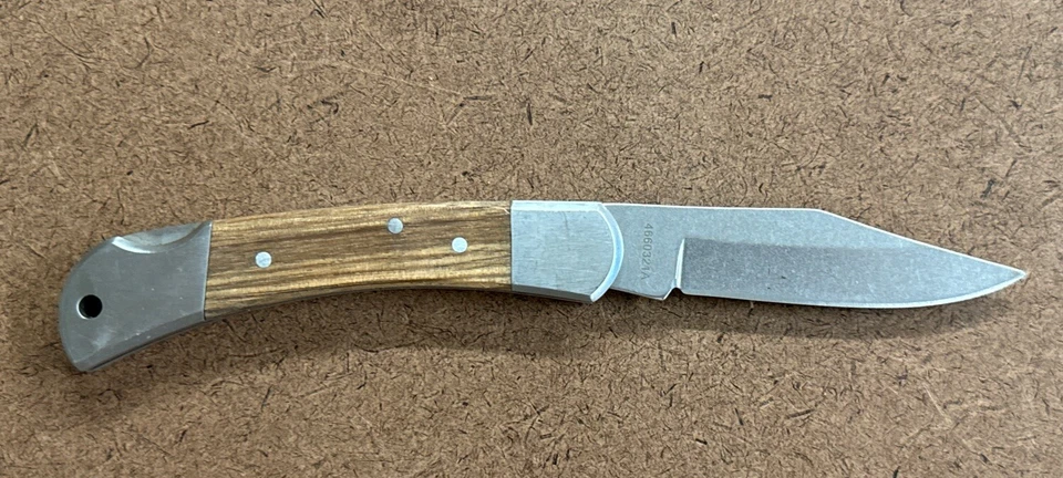 "Cuchillo Winchester Lasso Lockback con mango de madera 4"" cerrado" Foto 2 de 4