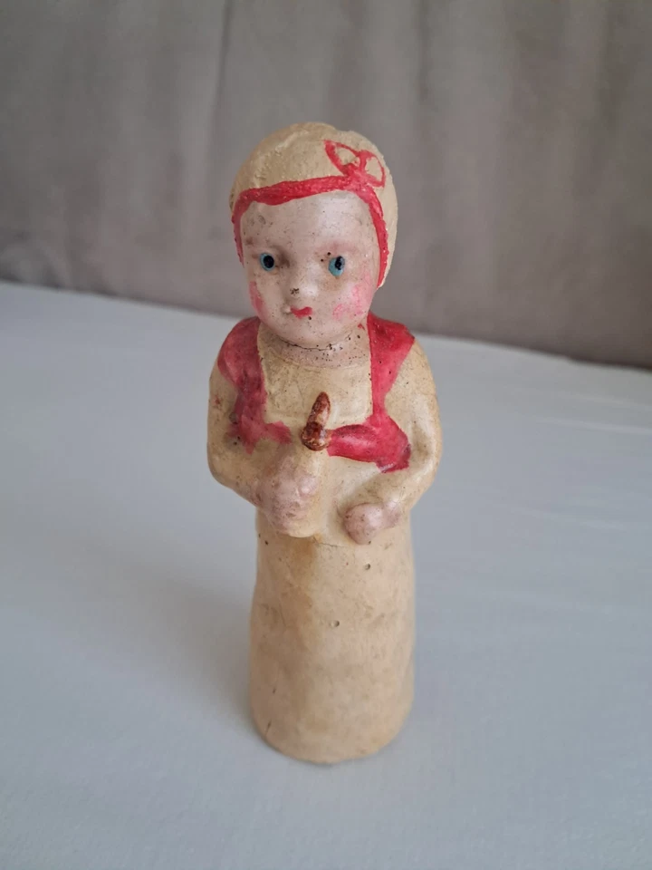 Joli Poupard en carton bouilli - Photo 2/4