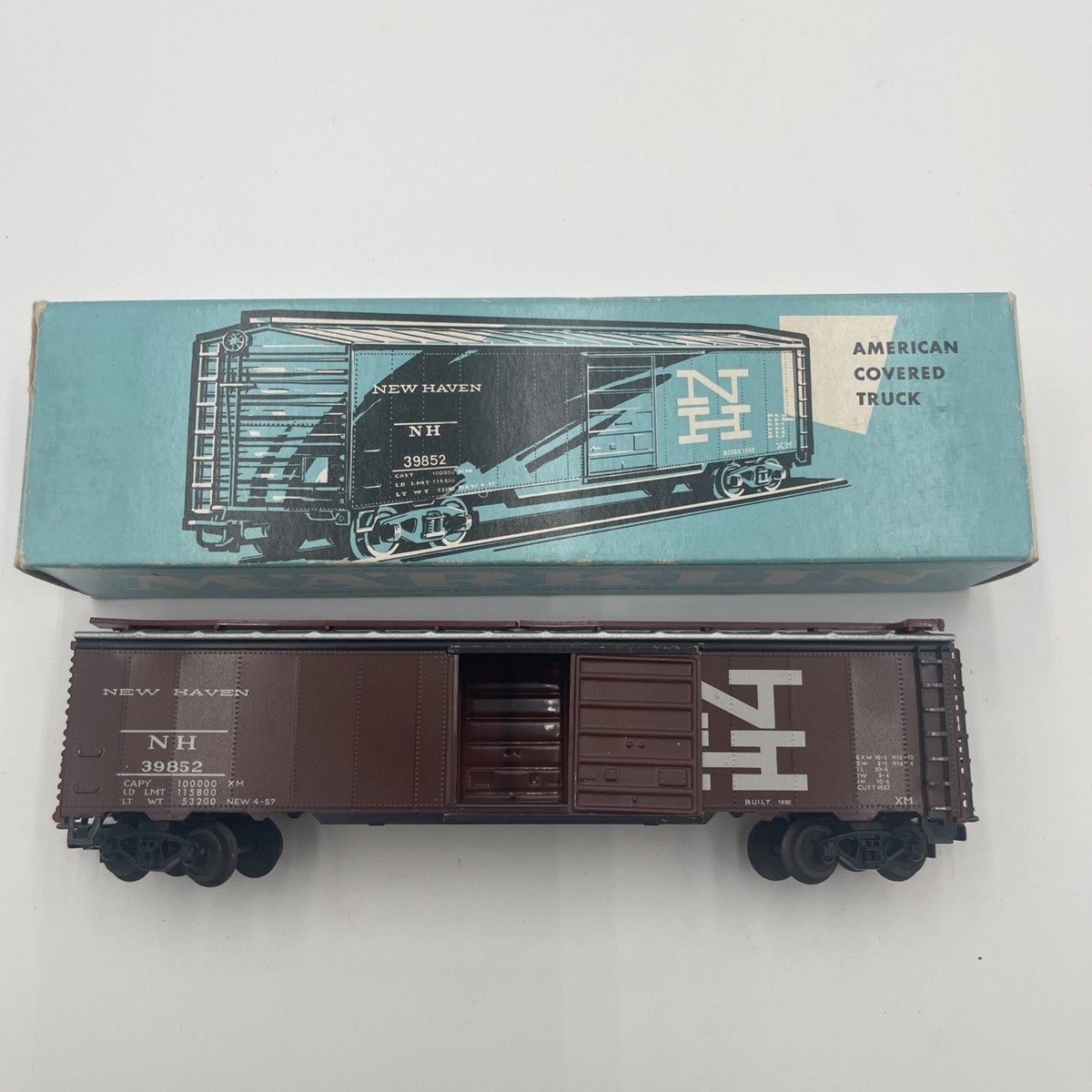 Marklin 4573 HO New York New Haven and Hartford Railroad Box Car