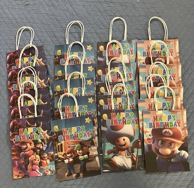 New-20 Super Mario Bros Party Gift Bags, Favor Treat Bags Paper Handles Set Lot