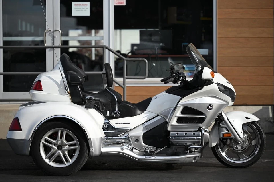 Honda Gold Wing 2012  Foto 2 de 4