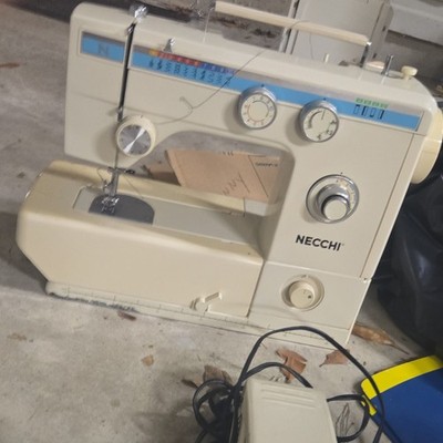 Necchi Electric Portable Sewing Machine Free Arm Buttonhole Denim Quilting