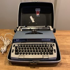 1967 Smith Corona Electra 210 Automatic Vintage Blue Electric Typewriter W/ Case thumbnail