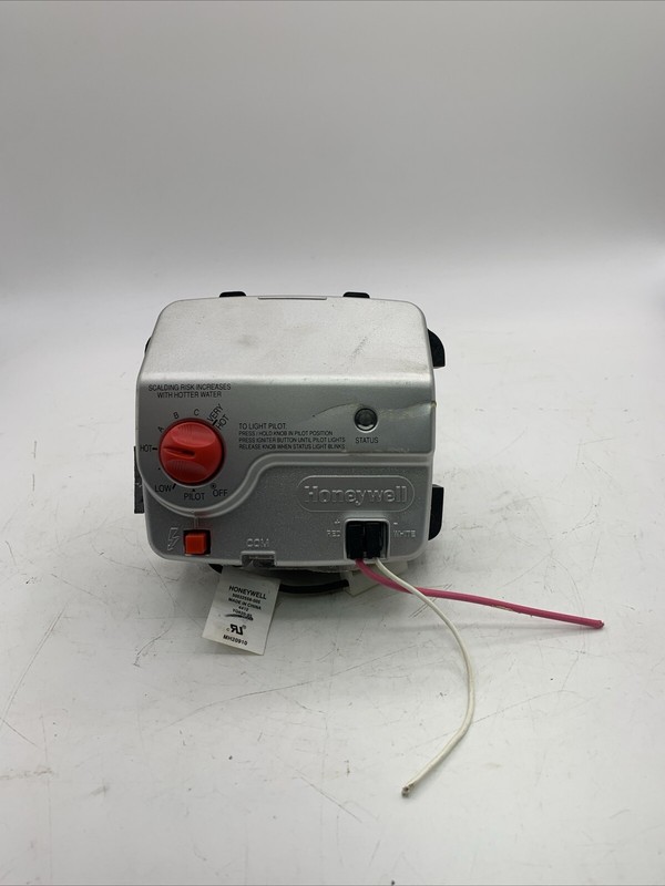 Honeywell Water Heater Gas Valve WV8840A1000 Untested See Pics