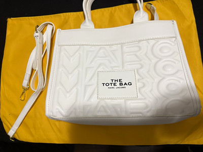Marc Jacobs White Small Tote Satchel Zip Top w/ Detachable Adjustable Strap