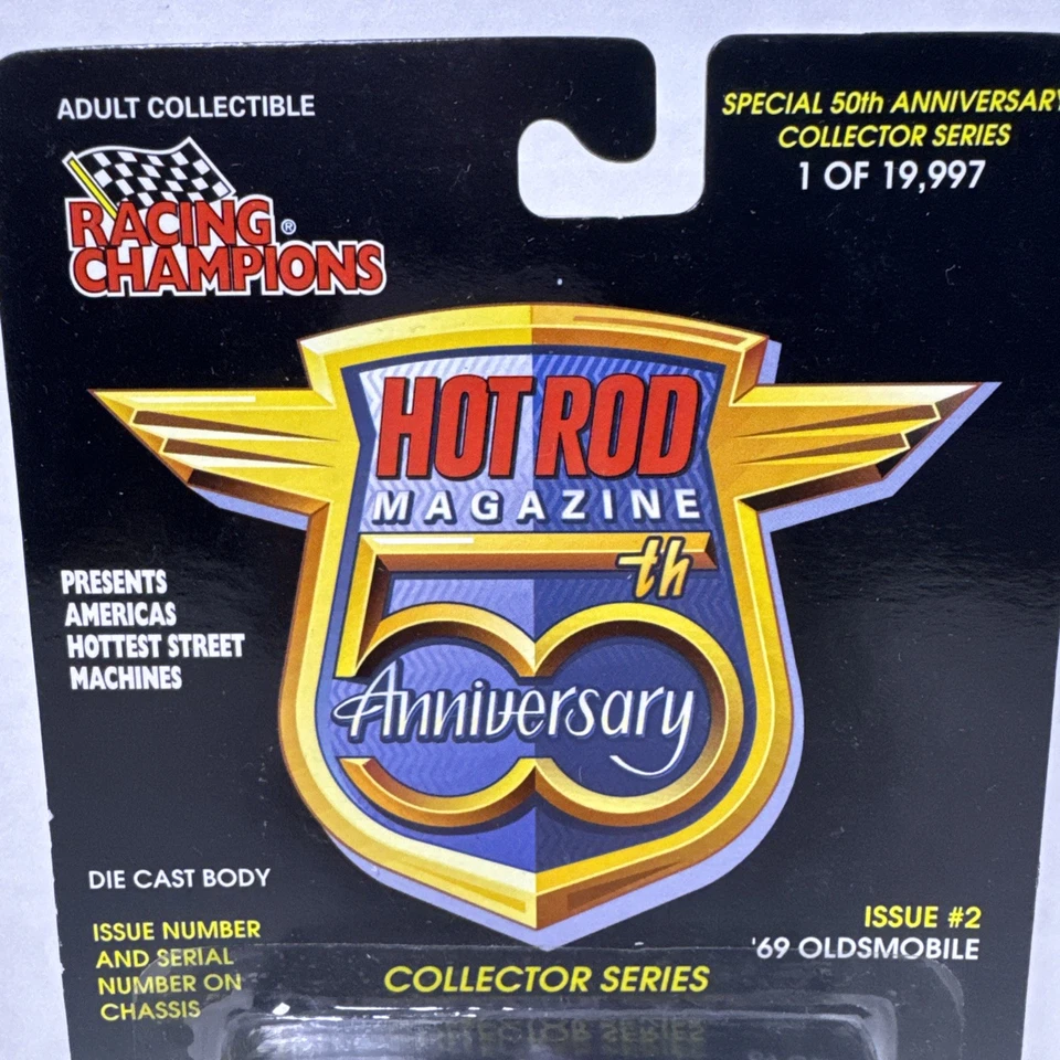 Revista Racing Champions Hot Rod 50 aniversario Oldsmobile Red Issue #2 69 1:58 Foto 2 de 4