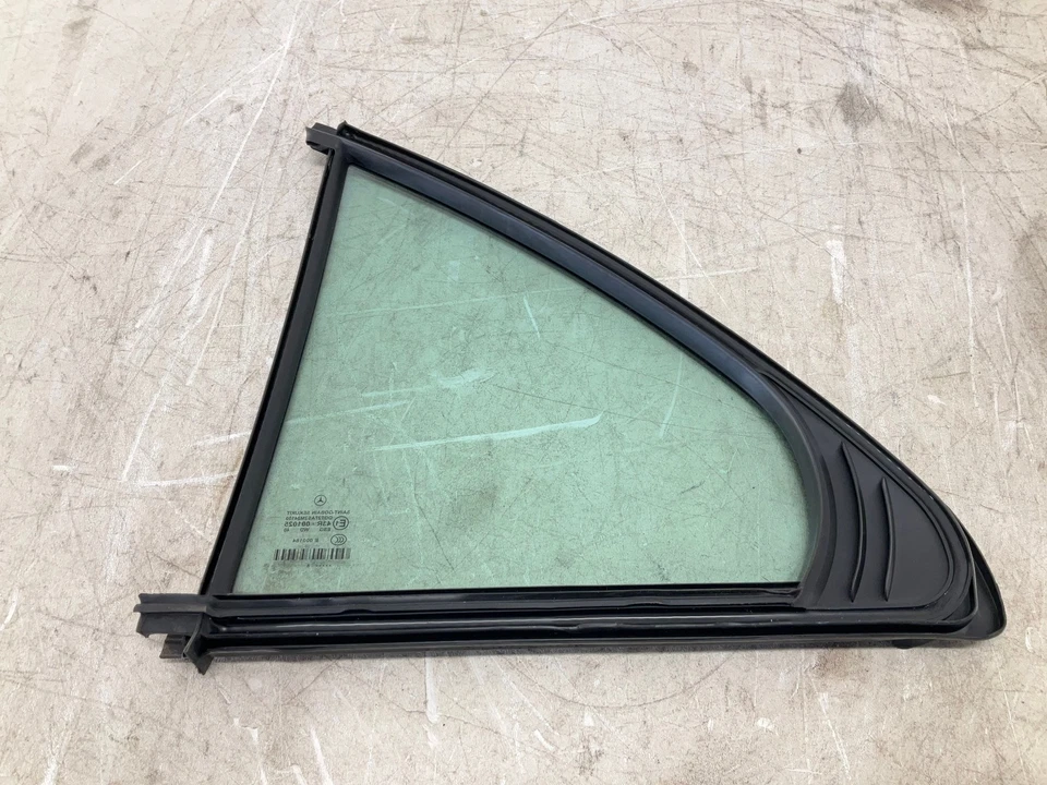 03-09 Mercedes-Benz E350 W211 Ventana Ventilación Trasera Derecha Vidrio Fabricante de Equipo Original Foto 4 de 4