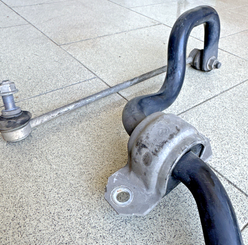 BARRA STABILIZZATRICE ANTERIORE USATA BMW X3 (F25) COD. 31356788710 - Foto 10 di 12