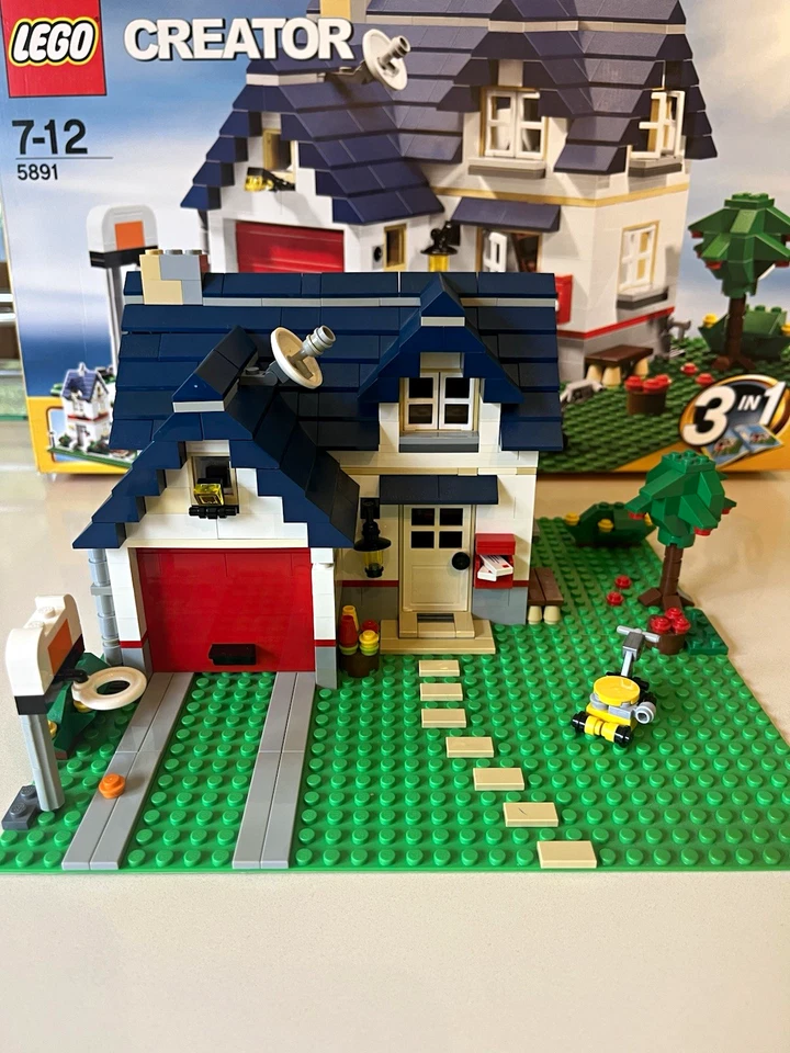 LEGO Creator 5891 Apple Tree House, photo 1 of 5