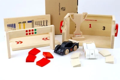Original Porsche Drivers Selection Race Track Starter Set Holzspielzeug Rennbahn - Bild 1 von 4