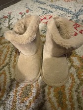 Bearpaw Infant Real Leather Suede Boots 6-12 Months. Brown. Very Good Condition