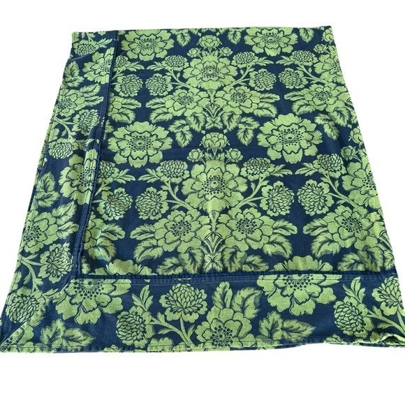 Anthropologie Magnolia Jacquard Tablecloth Leaf/Navy 100% Cotton 72x90 HTF - Image 2 of 4