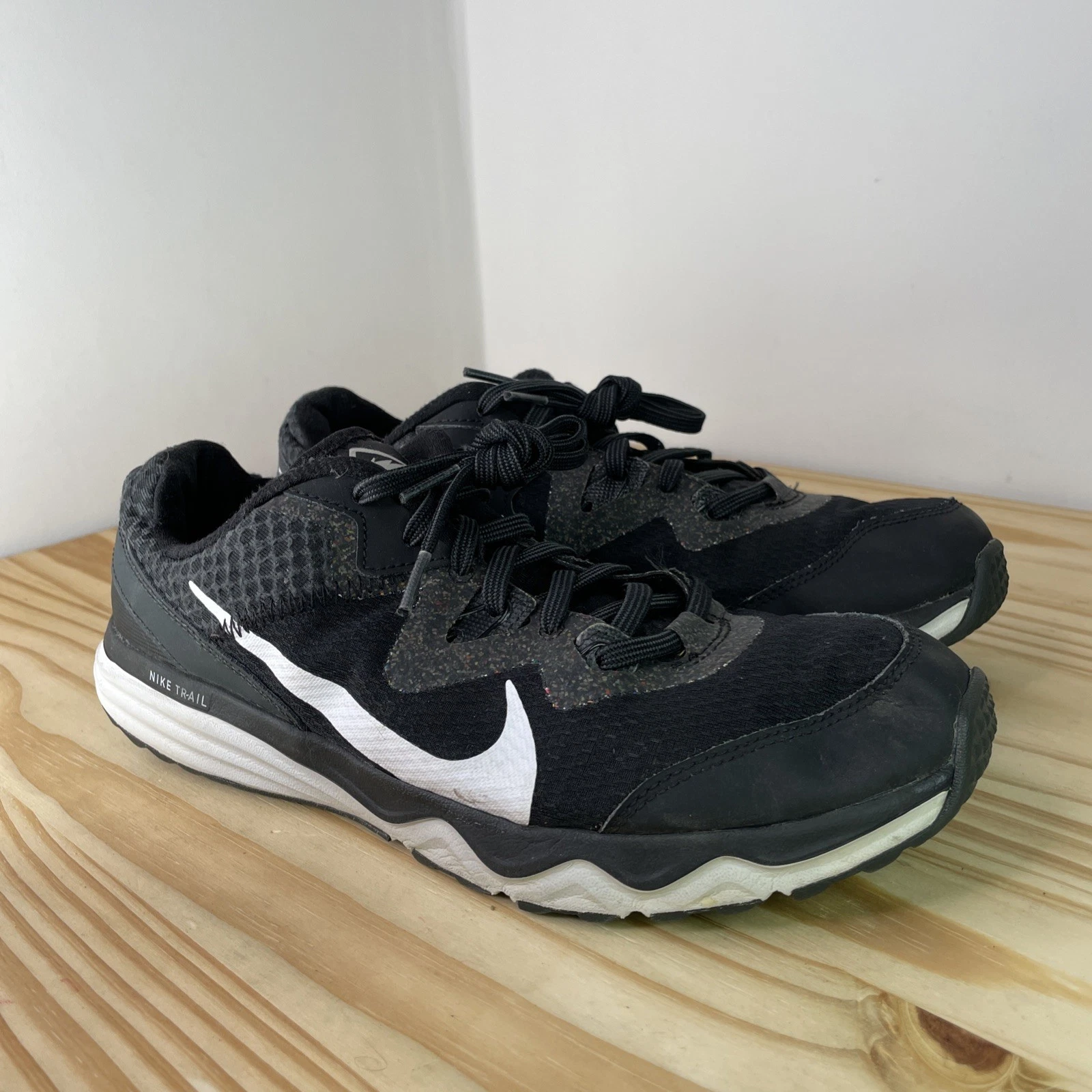 Nike Juniper Trail Running Shoes Men's 8.5 Black White Hiking Outdoor Sneakers