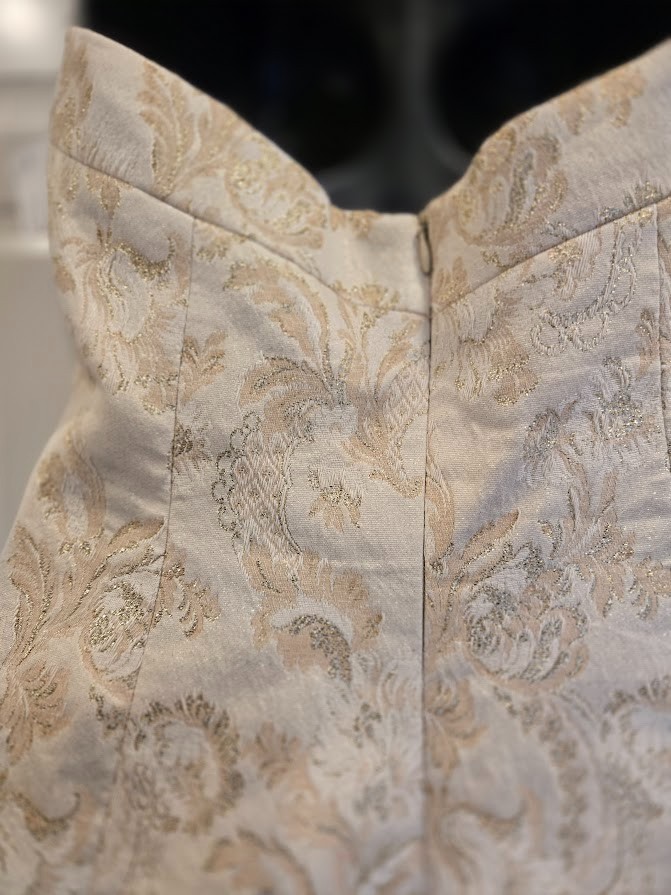 David Meister Cream & Gold Brocade Cocktail Dress - Womens size 6 NEW