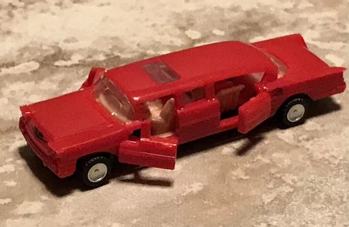 Chevy Impala 1958 escala HO sedán elástico • 1/87 • puertas abiertas/cerradas • rojo - Imagen 7 de 12