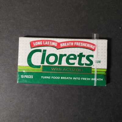 Vintage 1990's CLORETS Freshens Breath with Actizol 15 Pieces of