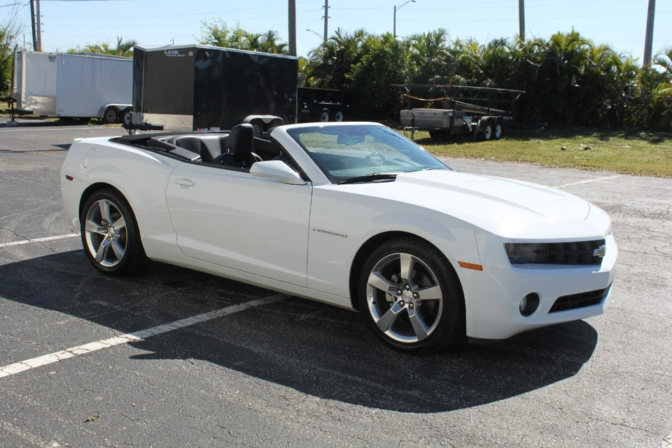 2012 CHEVROLET CAMARO 2LT RS CABRIO  AUTOMATIK WEISS/SCHWARZ SONDERMODELL - Bild 3 von 4