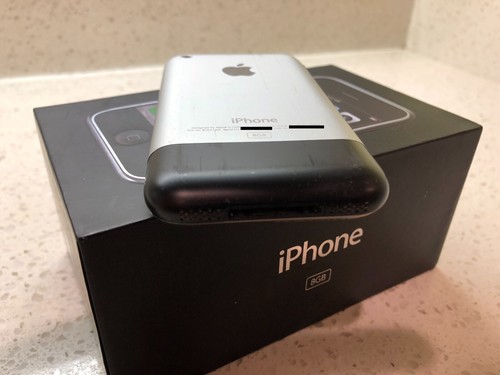 APPLE iPhone 1 ~1ère Génération 2G - 8 Go iOS 1 - RARE - Débloqué - Très bon état - Photo 7 sur 12