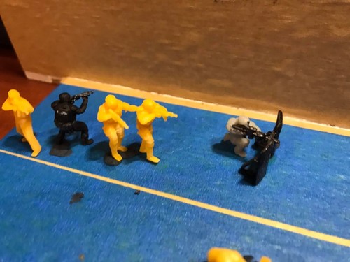 Juego de figuras Ho escala 1/87 "Sherrif Department TAC Team" (SIN PINTAR) - Imagen 9 de 9