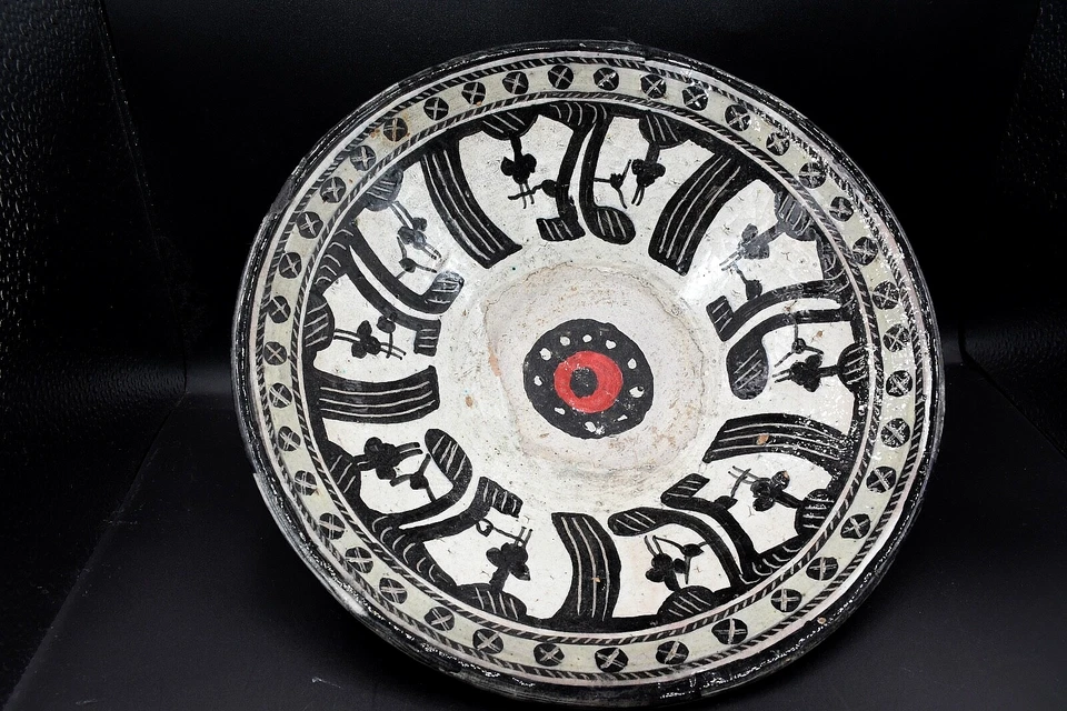 ПРЕКРАСНАЯ КЕРАМИЧЕСКАЯ ЧАША СЕРЕДИНЫ 19 ВЕКА ПЕРСИДСКОЕ ИСЛАМСКОЕ ИСКУССТВО УНИКАЛЬНЫЙ ДИЗАЙН БЛИЖНИЙ ВОСТОК - Изображение 2 из 4