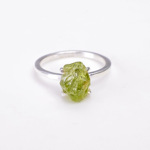 Peridot Rough stone Anniversary Band Birthday Ring christmas Jewelry 925 Silver - Picture 2 of 4