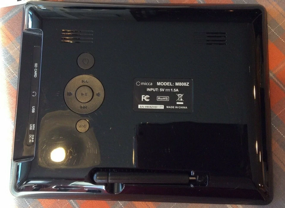 Micca M808z 8-Inch 800x600 High Resolution Digital Photo Frame Complete. No Box - Image 4 of 4