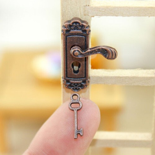 2X 1:12 Scale Mini Door Dollhouse Miniature Knobs Keys Pull Handle Lock Hardware - Afbeelding 5 van 21