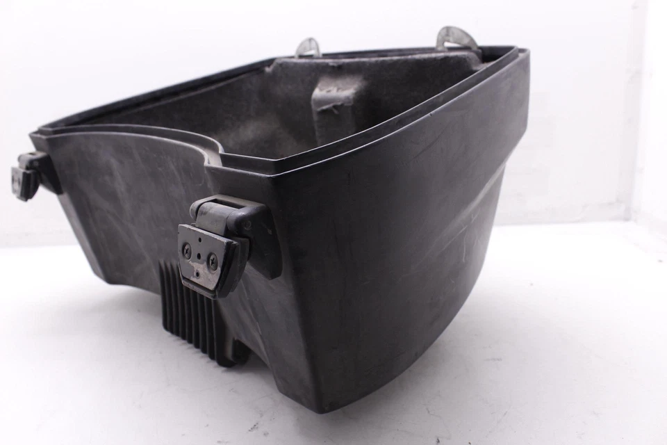 04 BMW R1150GS OEM REAR TRUNK COMPARTMENT R5 - Image 3 of 4