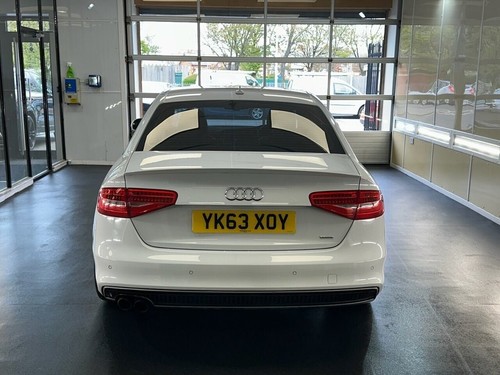 2013 Audi A4 2.0 TDI QUATTRO BLACK EDITION S/S 4d 174 BHP Saloon Diesel Automati - Picture 14 of 24