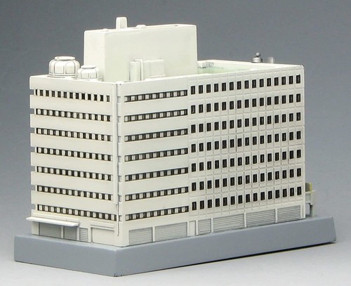 Platz 1/1000 Radio Kaikan x Steins Gate Radio Kaikan Plastic Model - Picture 4 of 9