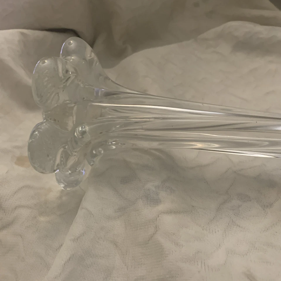 Jarrón vintage pesado de 16" de alto de vidrio transparente con una sola flor pie de elefante Foto 4 de 4