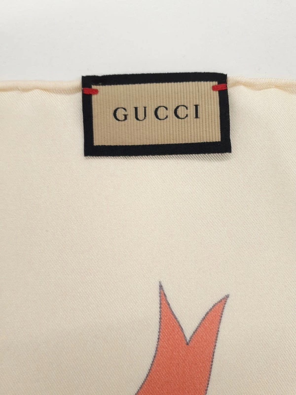 グッチ　GUCCI   スカーフ　カモ　水鳥 楽天市場】【中古】 グッチ スカーフ シルク100% 鴨柄