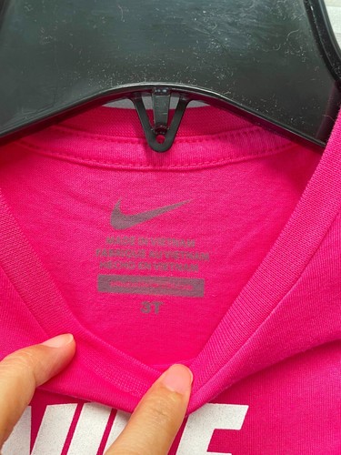 Nike Girls Futura Air Short Sleeve Tee Dark Hyper Pink - Picture 9 of 11