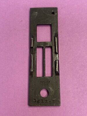 *NOS* 164632 THROAT PLATE FOR SINGER SEWING MACHINE *FREE SHIPPING*
