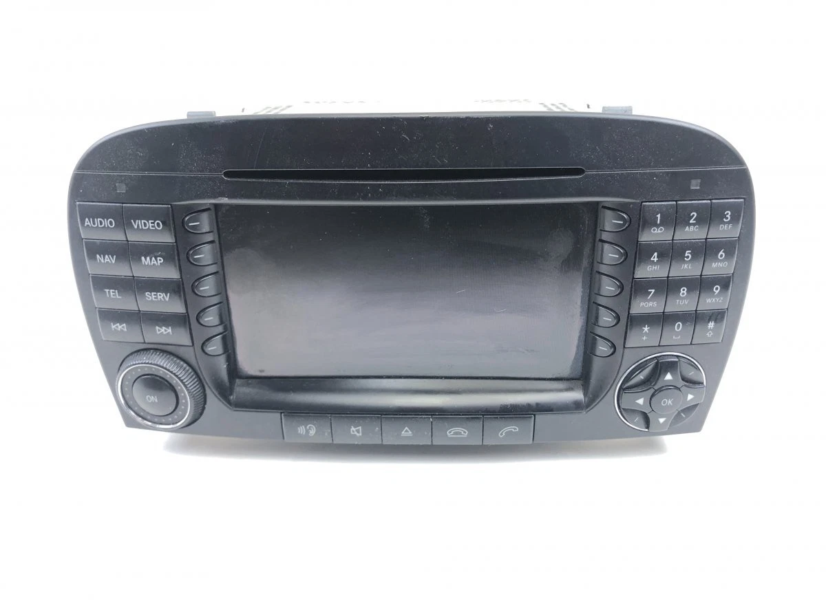 SL-CLASS (R230) VA2465485 Radio A2308203589 A2308204189 