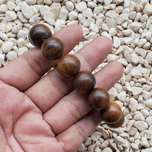 Nice Smell 14 Beads Borneo Aetoxylon Agarwood 16 MM Gaharu Buaya Bracelet #28 - Picture 4 of 4