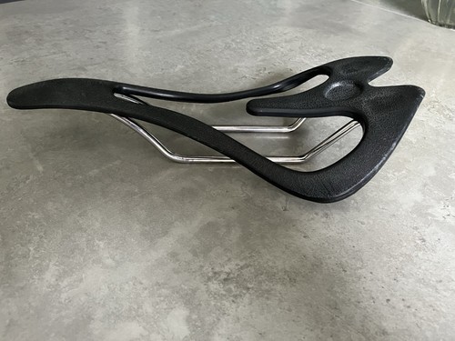 Infinity NX series, bike seat, saddle. stainless steel and carbon rails inc… - Picture 5 of 23