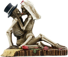 Love Never Dies Wedding Skeleton Couple Kissing Figurine Statue Eternal Love Sku
