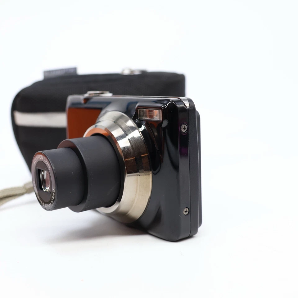 Fujifilm FinePix JV300, photo 3 of 5