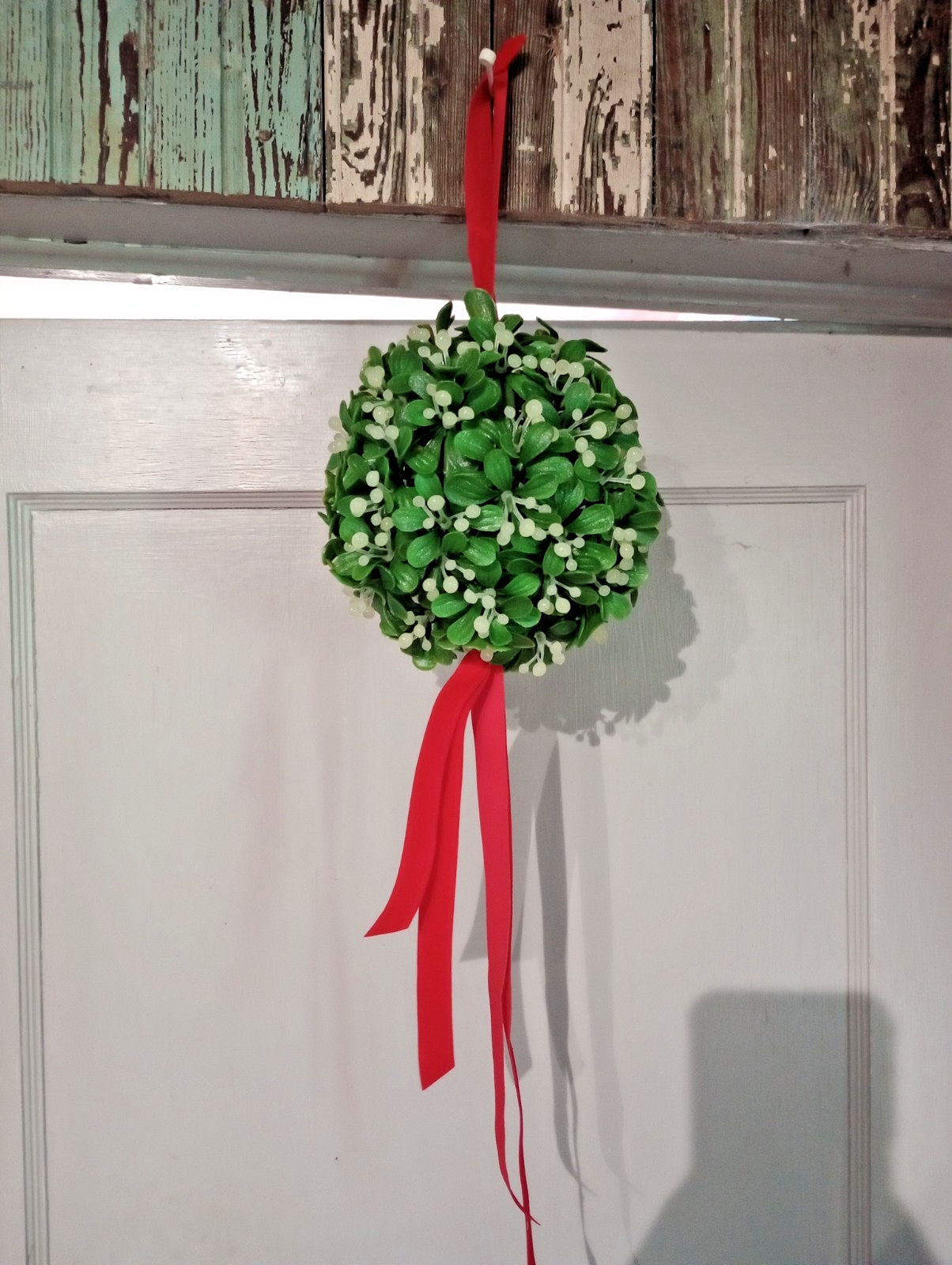 Vintage Christmas Plastic Mistletoe Holly Ball Hanging Red Velvet Bow 8” Ball