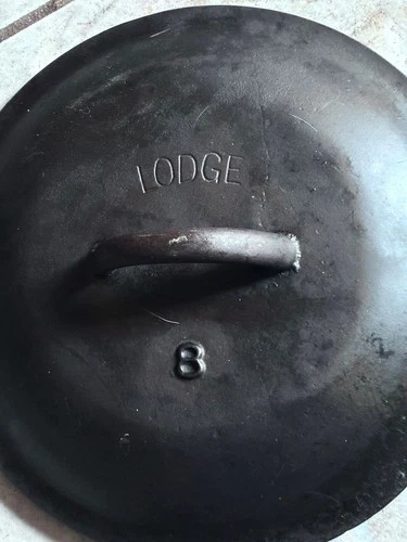 Vintage Lodge No. 8 Cast Iron Lid Arc Logo Dutch Oven