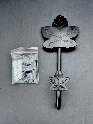 LONGABERGER Hand Forged Wrought Iron Maple Leaf Wall Hook Hanger #72664 NEW - Picture 3 of 6