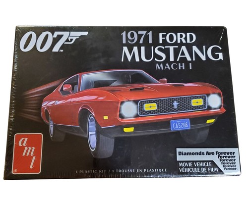 AMT 1:25 Scale James Bond 1971 Ford Mustang Mach I Model Kit - Diamonds Are Forever Movie Car