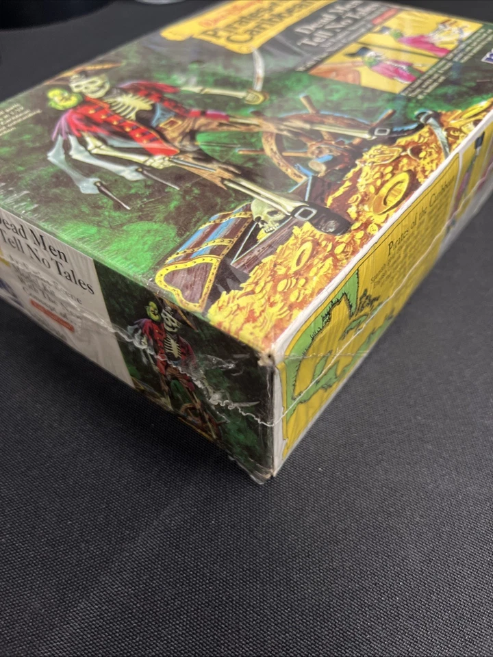 1972 MPC Dead Men Tell No Tales Pirates Of The Caribbean Factory Sealed Model - Image 3 of 4